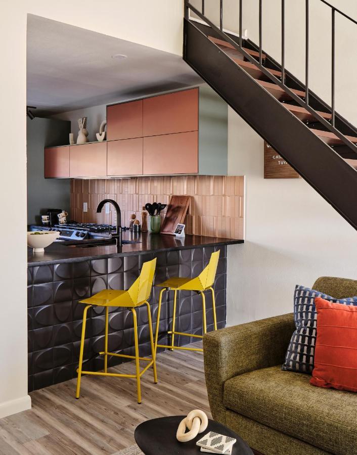 Midcentury Couples Designer Loft - Casa Tuya Daire Austin Dış mekan fotoğraf